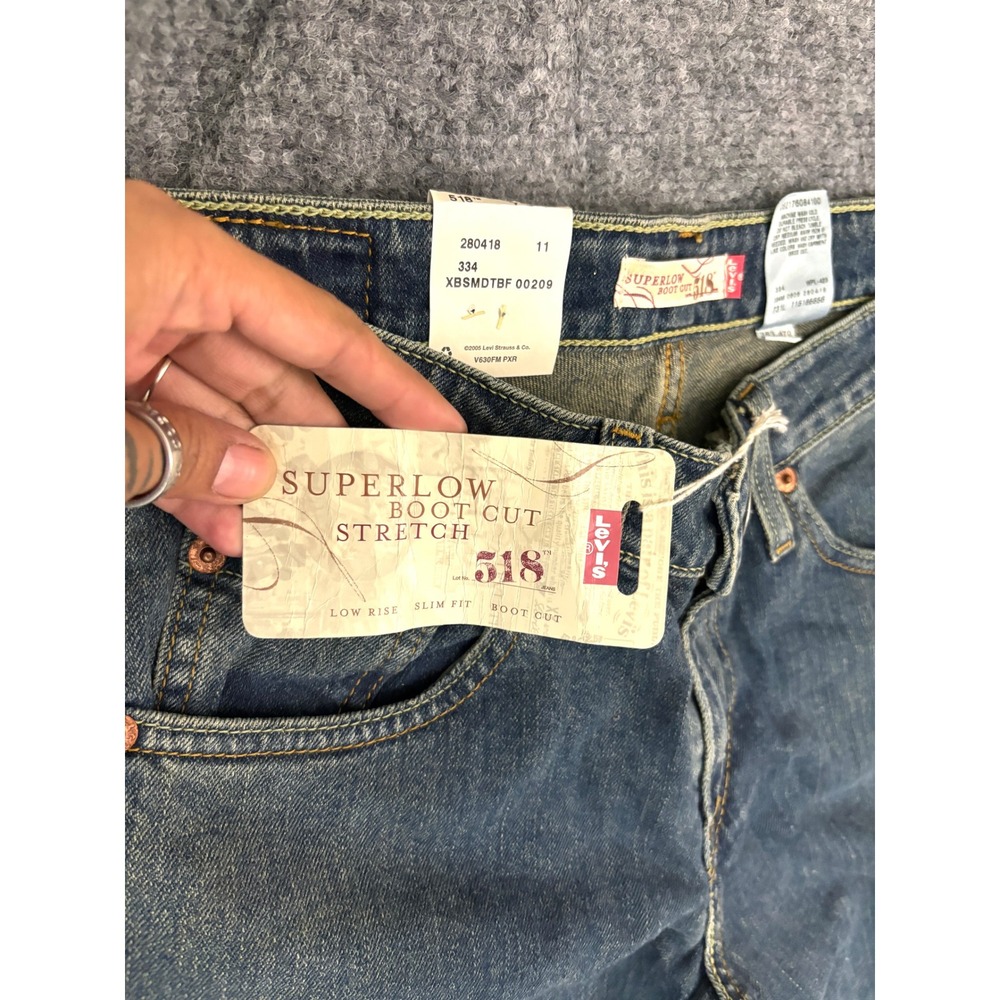 Levi's 518 Boot Cut Stretch Jeans Womens Size 7 Long NWT Blue Denim Y2K Low Rise - Picture 10 of 11